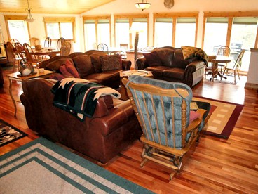 Secluded Lodge Rental for Large Groups in Lewis and Clark National Forest, Montana - White Sulphur Springs, Montana - glamping.directory