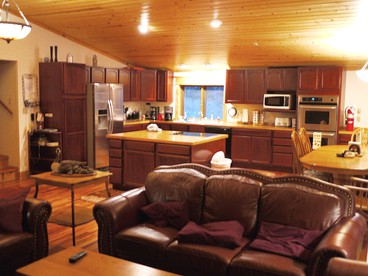 Secluded Lodge Rental for Large Groups in Lewis and Clark National Forest, Montana - White Sulphur Springs, Montana - glamping.directory