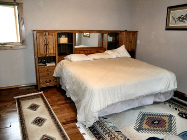 Secluded Lodge Rental for Large Groups in Lewis and Clark National Forest, Montana - White Sulphur Springs, Montana - glamping.directory