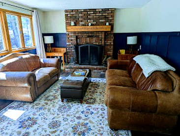 Charming Cabin with Games Room in North Woodstock, New Hampshire, Ideal for Relaxing Getaways in Nature - North Woodstock, New Hampshire - glamping.directory