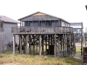 Pet Friendly Oceanfront Rental in Dare County, North Carolina - glamping.directory
