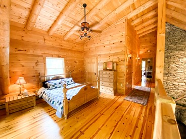 Incredible Cottage with Swimming Pool and Fantastic Sights in Conway, New Hampshire - Conway, New Hampshire - glamping.directory