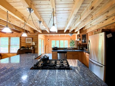 Incredible Cottage with Swimming Pool and Fantastic Sights in Conway, New Hampshire - Conway, New Hampshire - glamping.directory