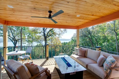 Pet-Friendly Cabin Ideal for Families with Jacuzzi and Lake Views in Alabama - Scottsboro, Alabama - glamping.directory