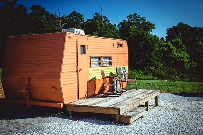 Unique Old West Vacation Rental near Fayetteville and Ozark National Forest, Arkansas - glamping.directory