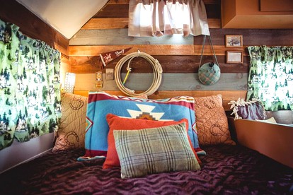 Unique Old West Vacation Rental near Fayetteville and Ozark National Forest, Arkansas - Prairie Grove, Arkansas - glamping.directory