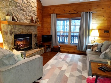 Rustic Cabin Escape for Group Glamping Vacations in De Soto, Missouri - De Soto, Missouri - glamping.directory