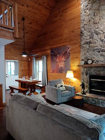 Rustic Cabin Escape for Group Glamping Vacations in De Soto, Missouri - De Soto, Missouri - glamping.directory