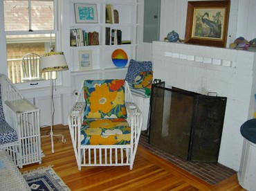 Charming Cottage Rental with Breathtaking Ocean Views on Peaks Island, Maine - Portland, Maine - glamping.directory