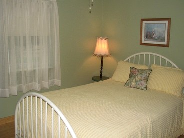 Country Cottage with Garden Views in Texas Hill Country - Burton, Texas - glamping.directory