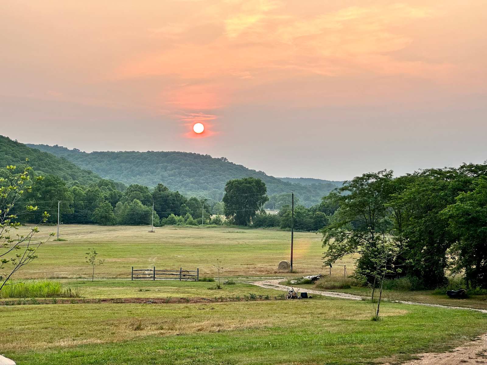 Scott Family Farm & Retreat - Batesville, Arkansas - glamping.directory