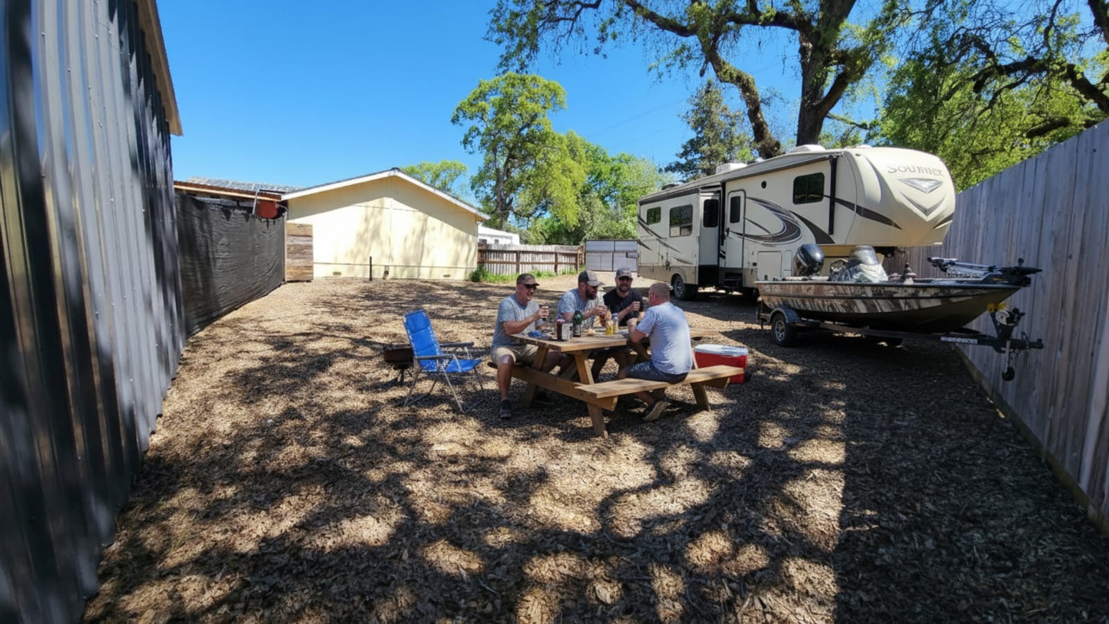Kick back and relax - Lakeport, California - glamping.directory