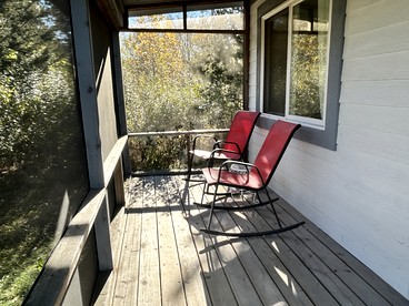 Cozy Eco-Glamping Cabin near Ann Arbor for Yoga and Swimming - Manchester, Michigan - glamping.directory