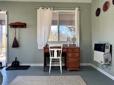 Cozy Eco-Glamping Cabin near Ann Arbor for Yoga and Swimming - Manchester, Michigan - glamping.directory