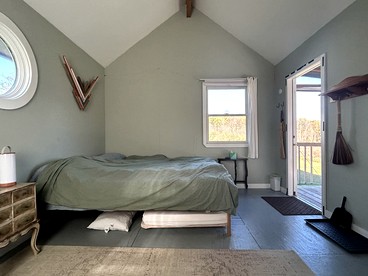Cozy Eco-Glamping Cabin near Ann Arbor for Yoga and Swimming - Manchester, Michigan - glamping.directory