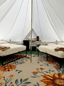 Lovely Bell Tent with Spacious Interior Great for Small Groups in Pennsylvania - Smithfield, Pennsylvania - glamping.directory