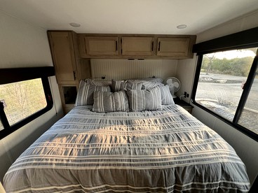 Luxurious Boutique Tiny House for a Relaxing Getaway in Wimberley, Texas - Wimberley, Texas - glamping.directory