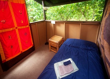 Secluded Cabin for a Yoga and Meditation Retreat on Hawaii Island - Pahoa, Hawaii - glamping.directory