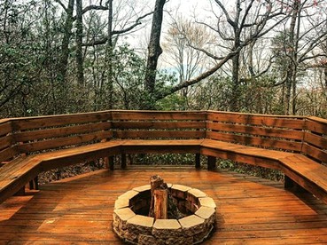 Spacious Suite for a Family Getaway in the Blue Ridge Mountains of Georgia - Dahlonega, Georgia - glamping.directory