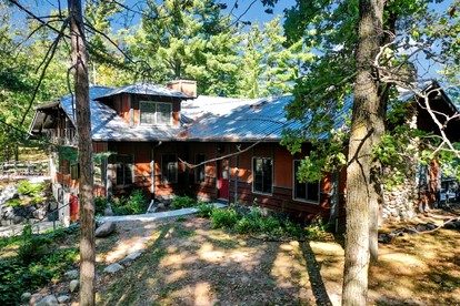 Incredible Lakeside Cabin Rental Situated near Walker Bay in Minnesota - glamping.directory
