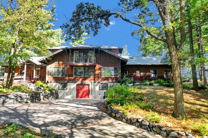 Incredible Lakeside Cabin Rental Situated near Walker Bay in Minnesota - Walker, Minnesota - glamping.directory