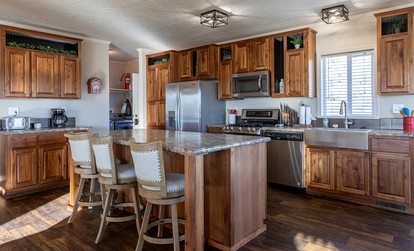 Gorgeous Secluded Villa with Hot-tub, Fire Pit and Games in Etna, Wyoming - Etna, Wyoming - glamping.directory