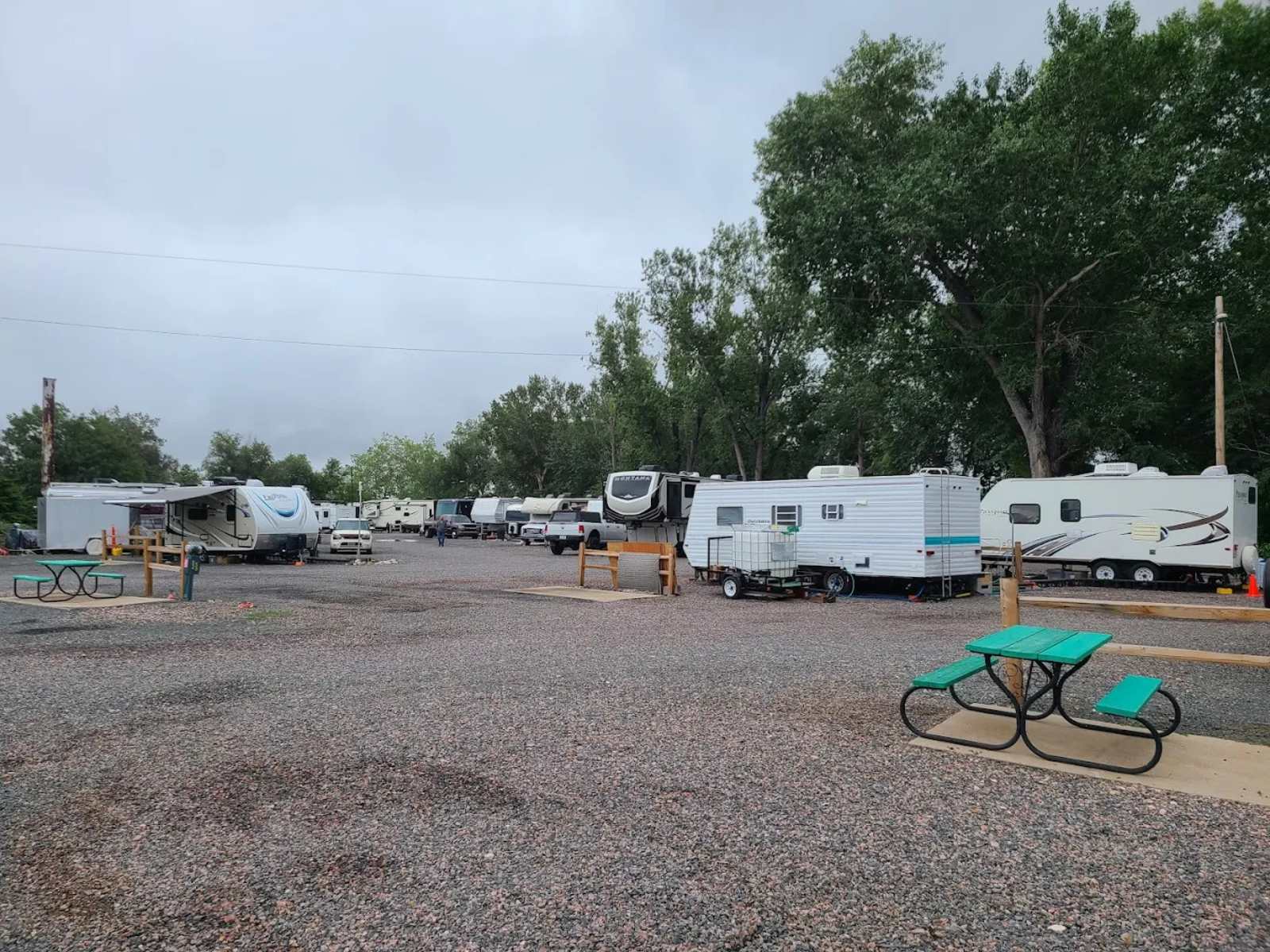 Applewood RV Resort - Wheat Ridge, Colorado - glamping.directory
