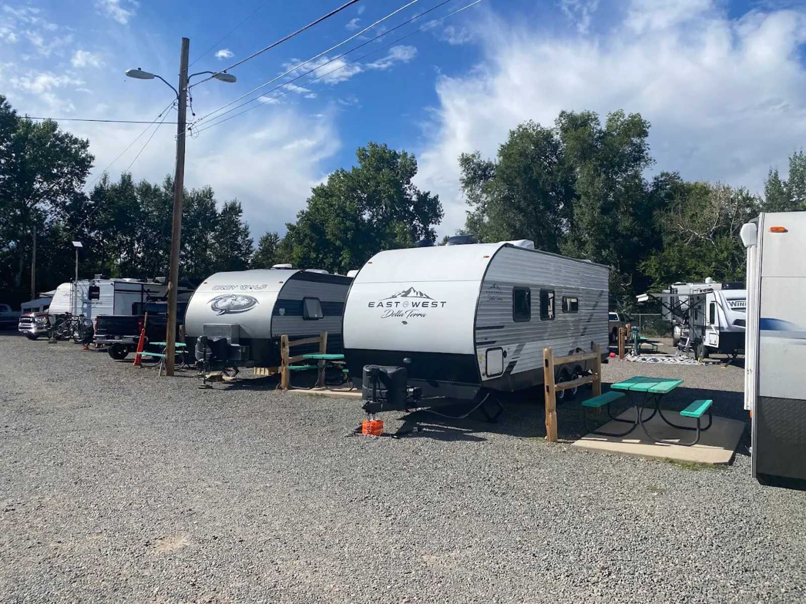 Applewood RV Resort - Wheat Ridge, Colorado - glamping.directory