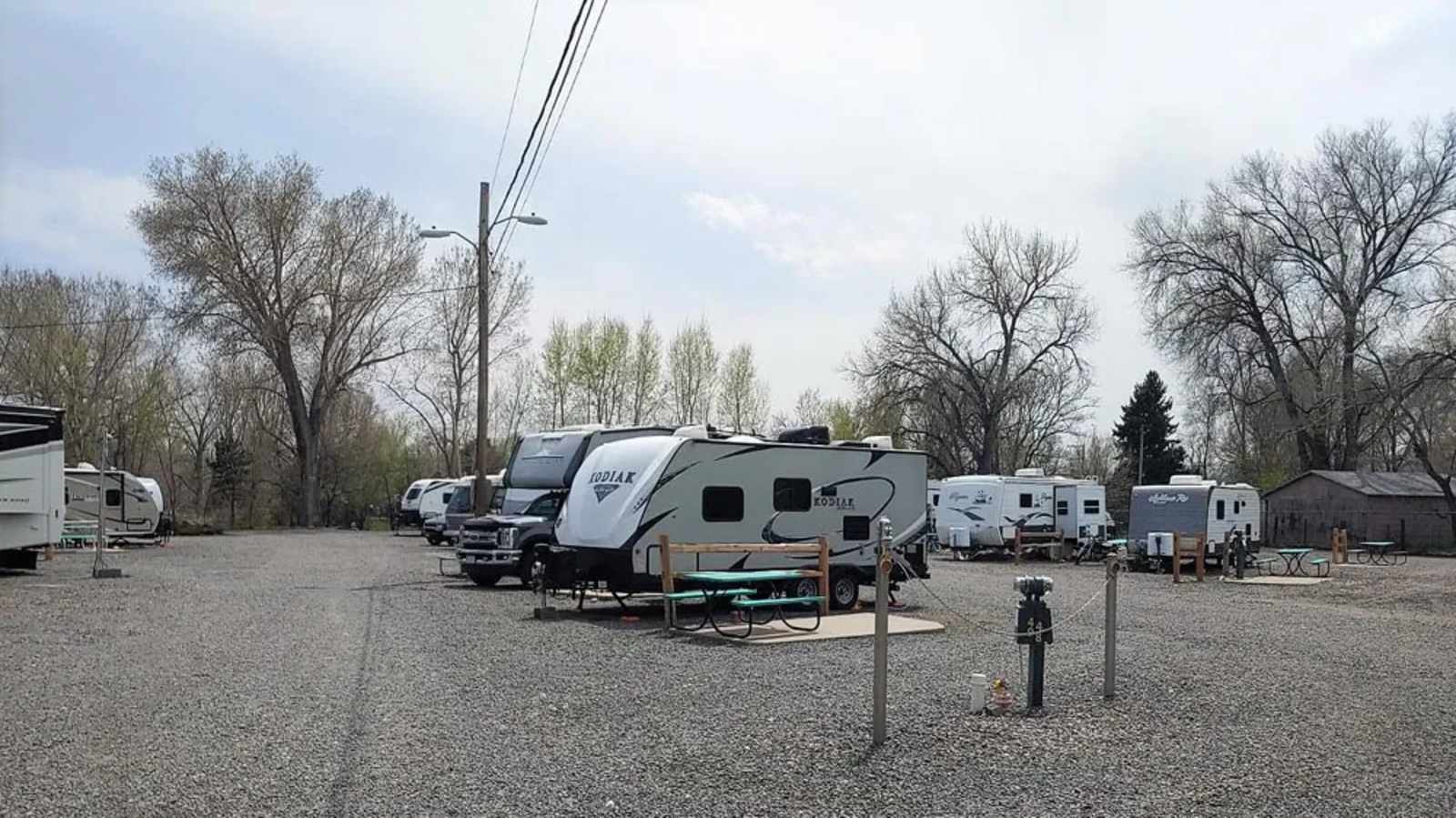 Applewood RV Resort - Wheat Ridge, Colorado - glamping.directory