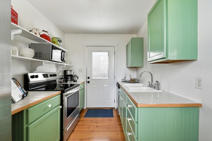 Picturesque Country Cottage on Farm for Getaway near Atlanta, Georgia - Madison, Georgia - glamping.directory