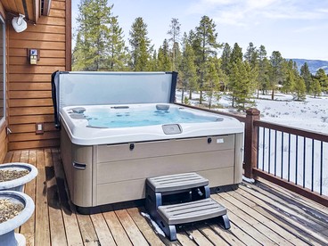 Luxury Mountain Cabin Nestled in the Enchanting Pines of Fraser, Colorado - Fraser, Colorado - glamping.directory