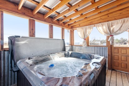 Hollmig Sunset View in Fredericksburg, TX - Fredericksburg, Texas - glamping.directory