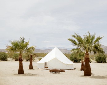 Enchanting Joshua Tree Accommodation with Pool Perfect for Romantic Getaways in California - Joshua Tree, California - glamping.directory