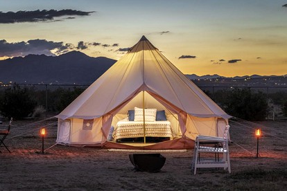Enchanting Joshua Tree Accommodation with Pool Perfect for Romantic Getaways in California - Joshua Tree, California - glamping.directory