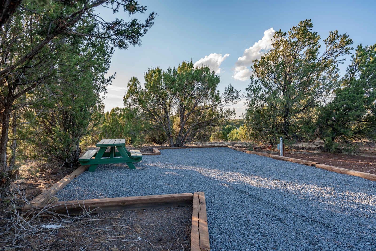 RV in Gods country - Vernon, Arizona - glamping.directory
