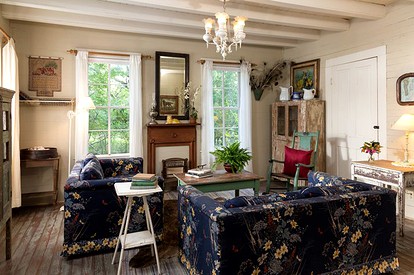 Captivating Cabin with Vintage Decor on Working Ranch and B&B near Houston, Texas - Cat Spring, Texas - glamping.directory