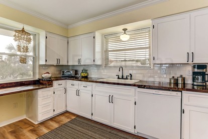 Stunning Beach House with Great Views in Fernandina Beach, Florida - Fernandina Beach, Florida - glamping.directory