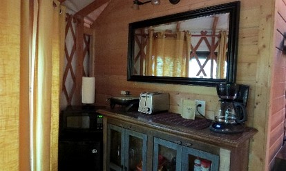 Romantic Glamping in Bryson City, NC - Bryson City, North Carolina - glamping.directory