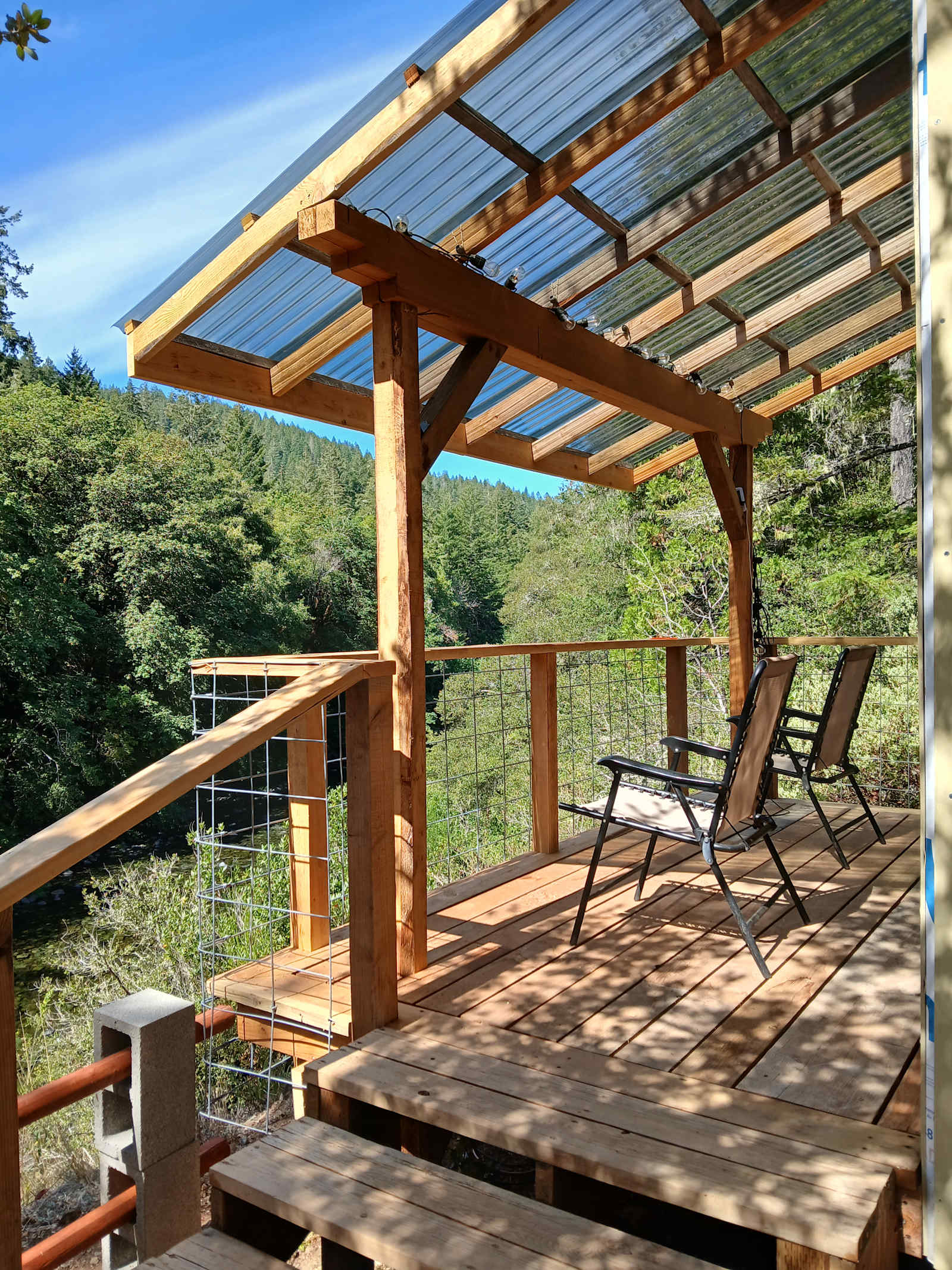 Azalea River - Gasquet, California - glamping.directory