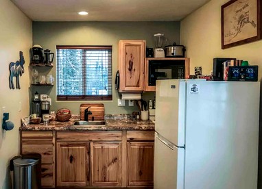Alaskan Cabin in the Beautiful Knik River Valley with Panoramic Mountain Views, Palmer - Palmer, Alaska - glamping.directory