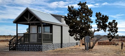 Stylish Tiny Home Getaway with Spacious Loft & Outdoor Area in Williams, Arizona - Williams, Arizona - glamping.directory