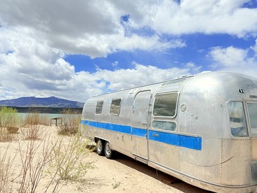 Beautifully Refurbished Airstream on Yuba Lake for a Unique Getaway in Nature in Utah - glamping.directory
