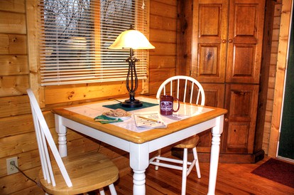Cozy Finger Lakes Cabin Rentals with Forest Views - Penn Yan, New York - glamping.directory