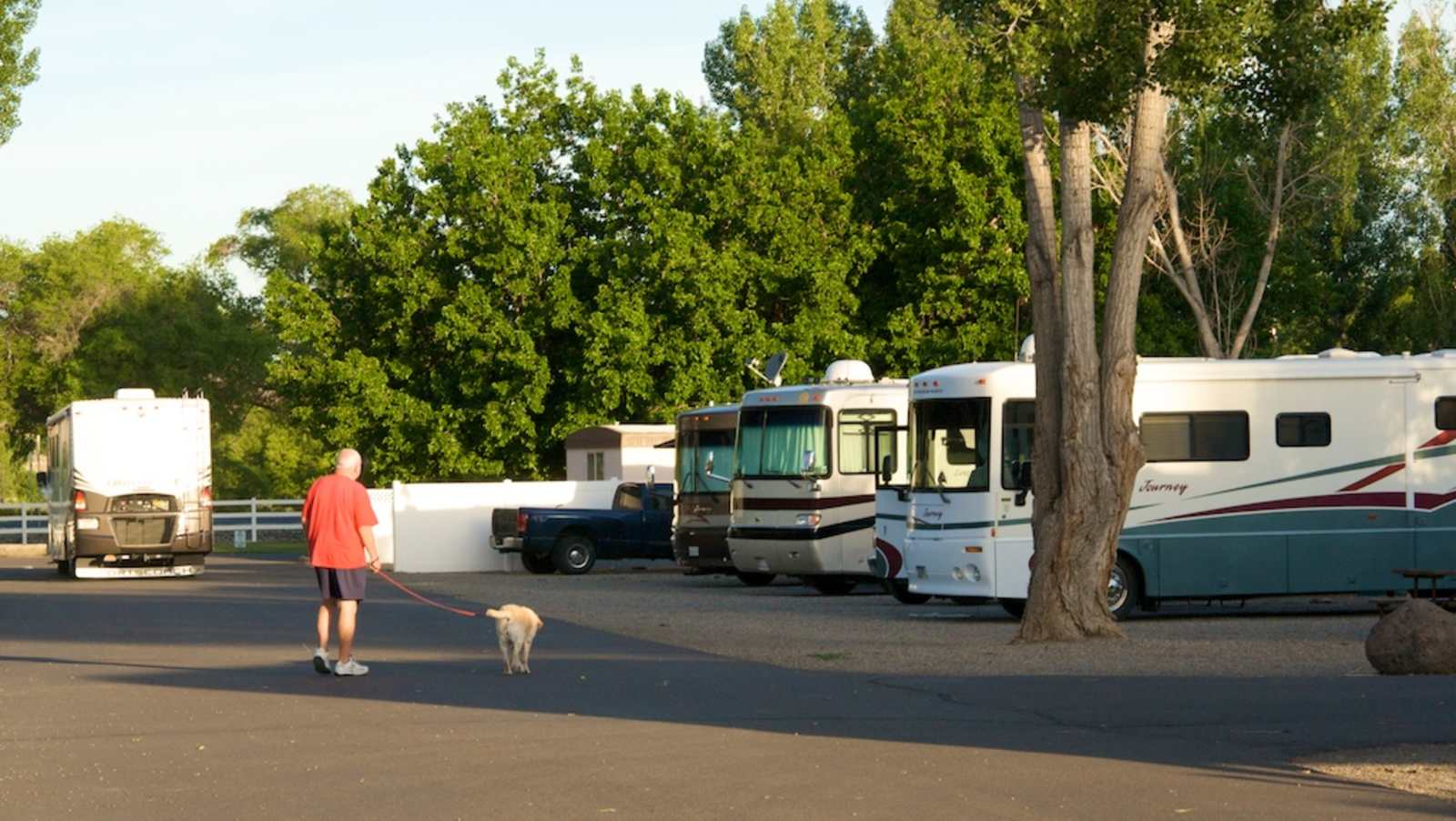 Fruita Monument RV Park - Fruita, Colorado - glamping.directory