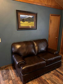 North Carolina Pet-Friendly Cabin Rental for Romantic Getaways to the Mountains - Spruce Pine, North Carolina - glamping.directory