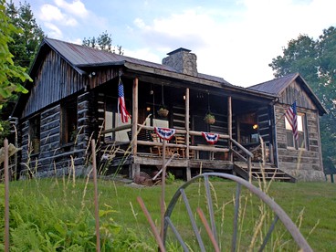 Rustic Log Cabin with Spectacular Mountain Vistas in Piedmont Region, Virginia - Independence, Virginia - glamping.directory