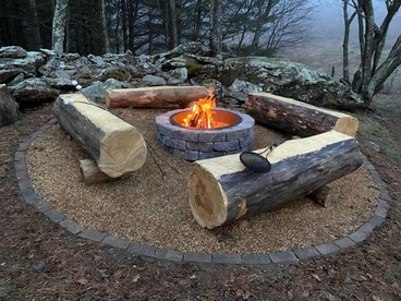 Rustic Log Cabin with Spectacular Mountain Vistas in Piedmont Region, Virginia - Independence, Virginia - glamping.directory