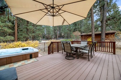 Comfy Cabin with Outdoor Living Space with Spa in Big Bear Lake - Big Bear Lake, California - glamping.directory