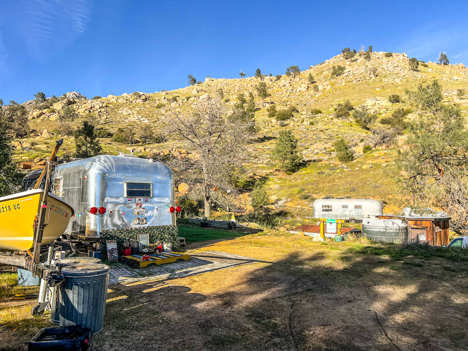 The 1963 Silver Streak – Retro Glam - Wofford Heights, California - glamping.directory