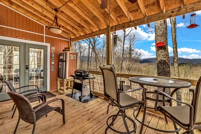 Cozy Mountain Camper Retreat with Private View Deck & Fire Pit in Old Fort, North Carolina - Old Fort, North Carolina - glamping.directory